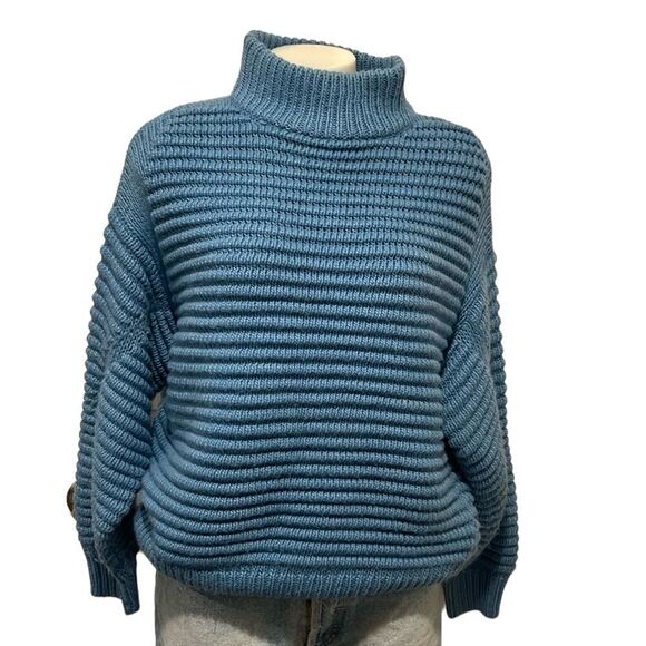 H&M blue oversized ribbed mock neck sweater size Small NWT - Picture 1 of 6